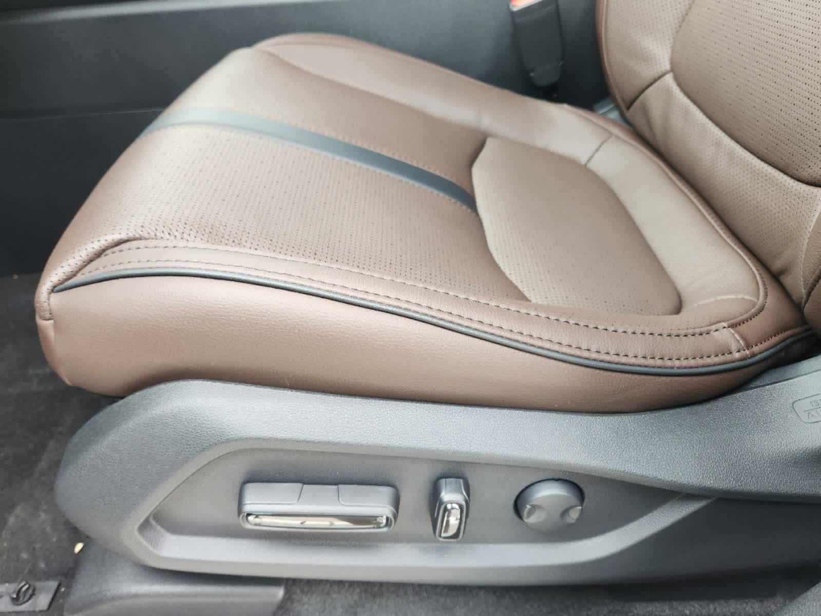 Thumbnail: 2025 Honda Pilot - 18