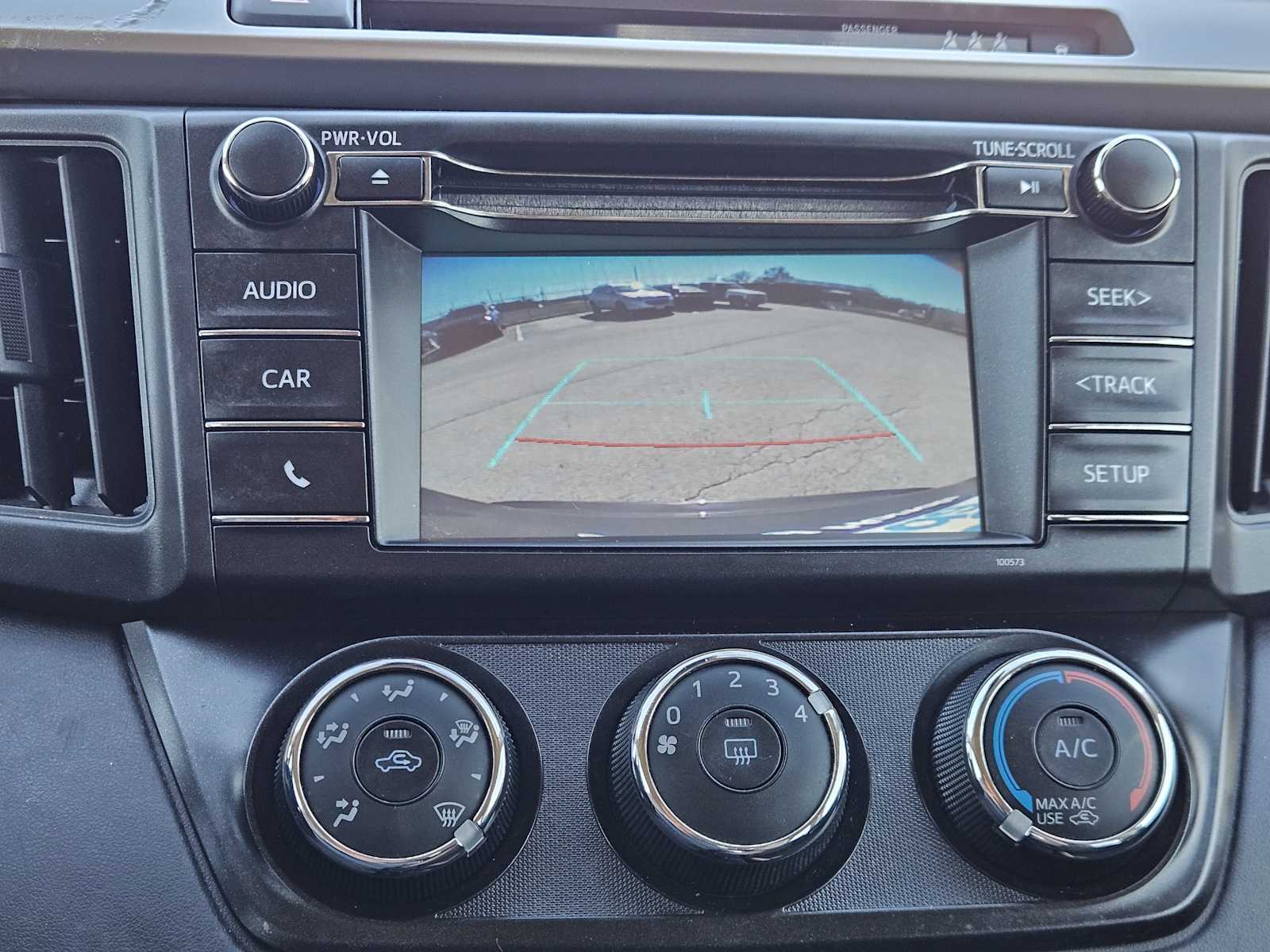 Thumbnail: 2018 Toyota RAV4 - 18