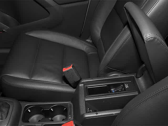 Thumbnail: 2014 Volkswagen Tiguan - 17