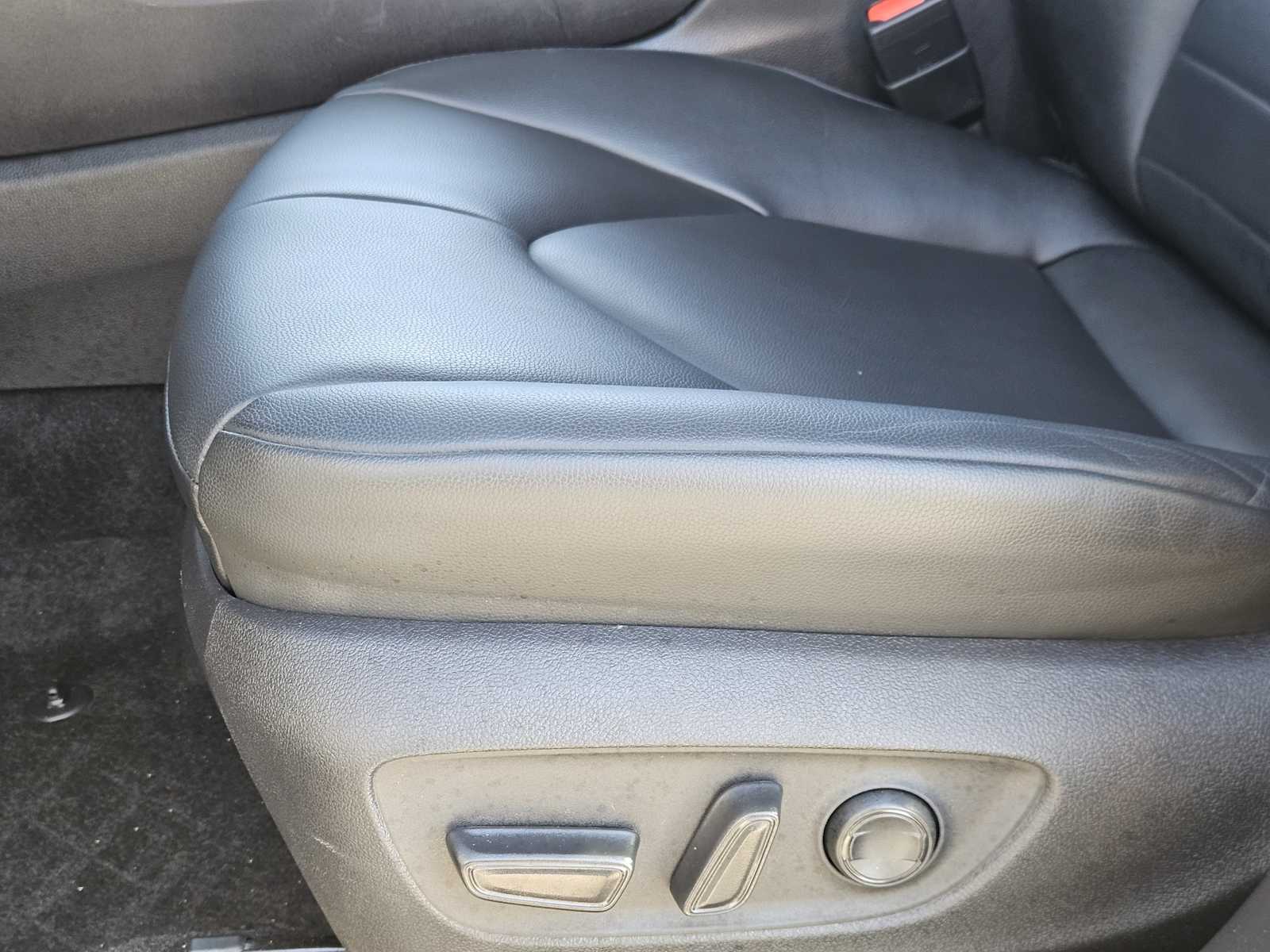 Thumbnail: 2024 Toyota Highlander - 23