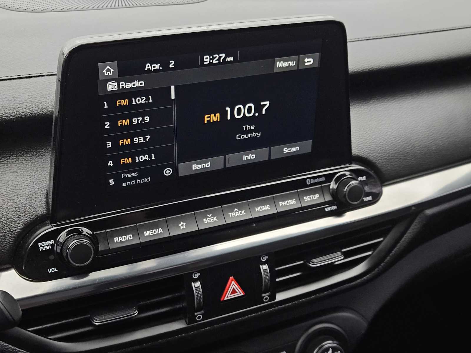 Thumbnail: 2021 Kia Forte - 17