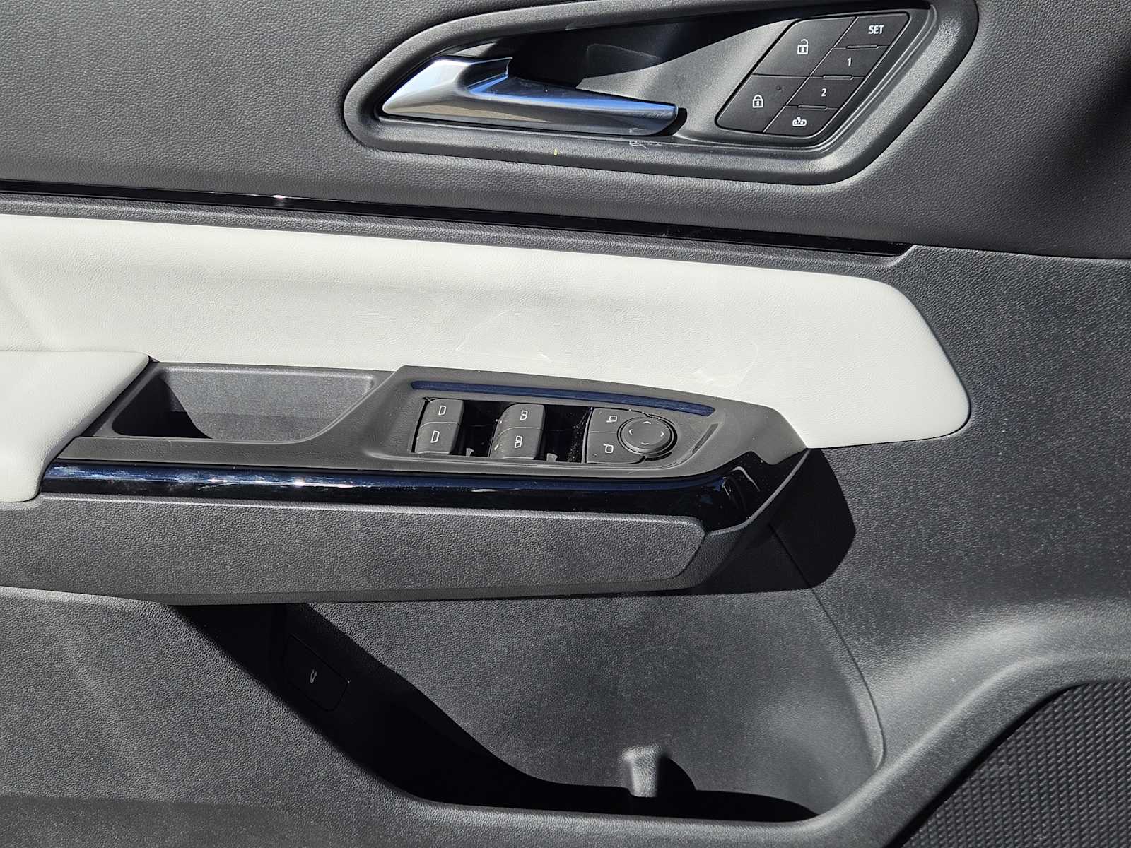 Thumbnail: 2026 Honda Prologue - 18