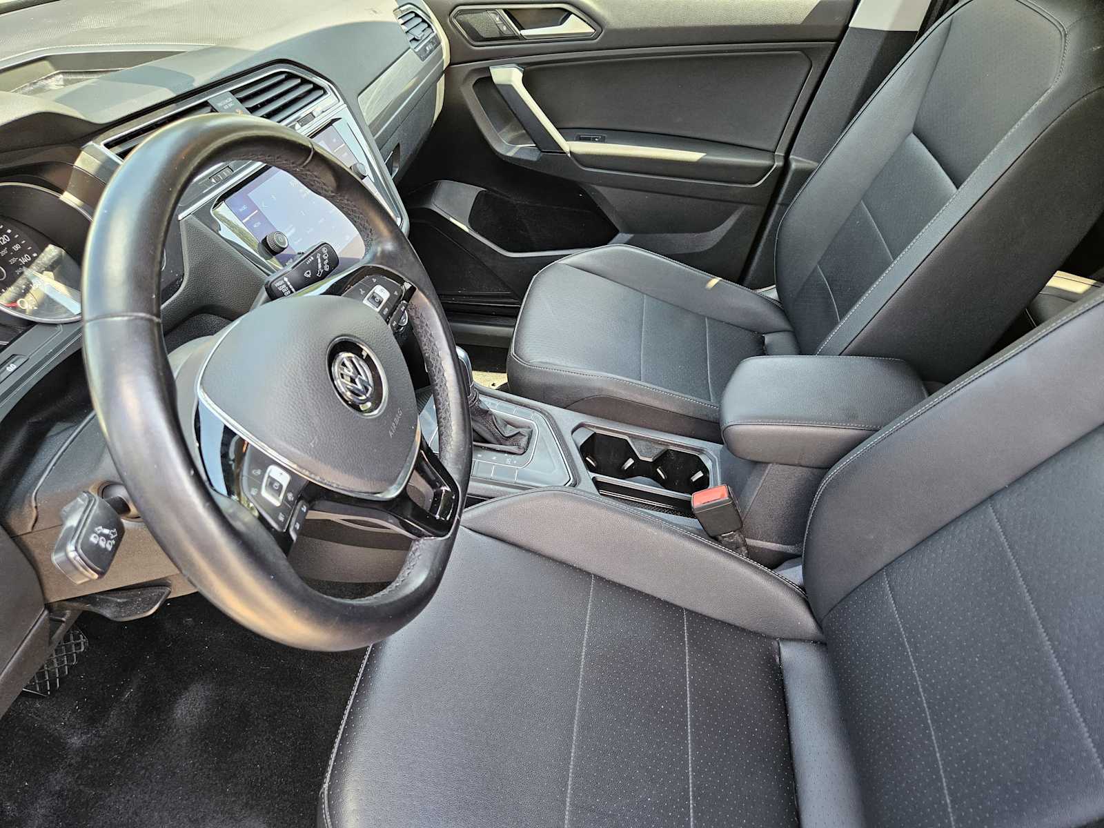 Thumbnail: 2019 Volkswagen Tiguan - 13