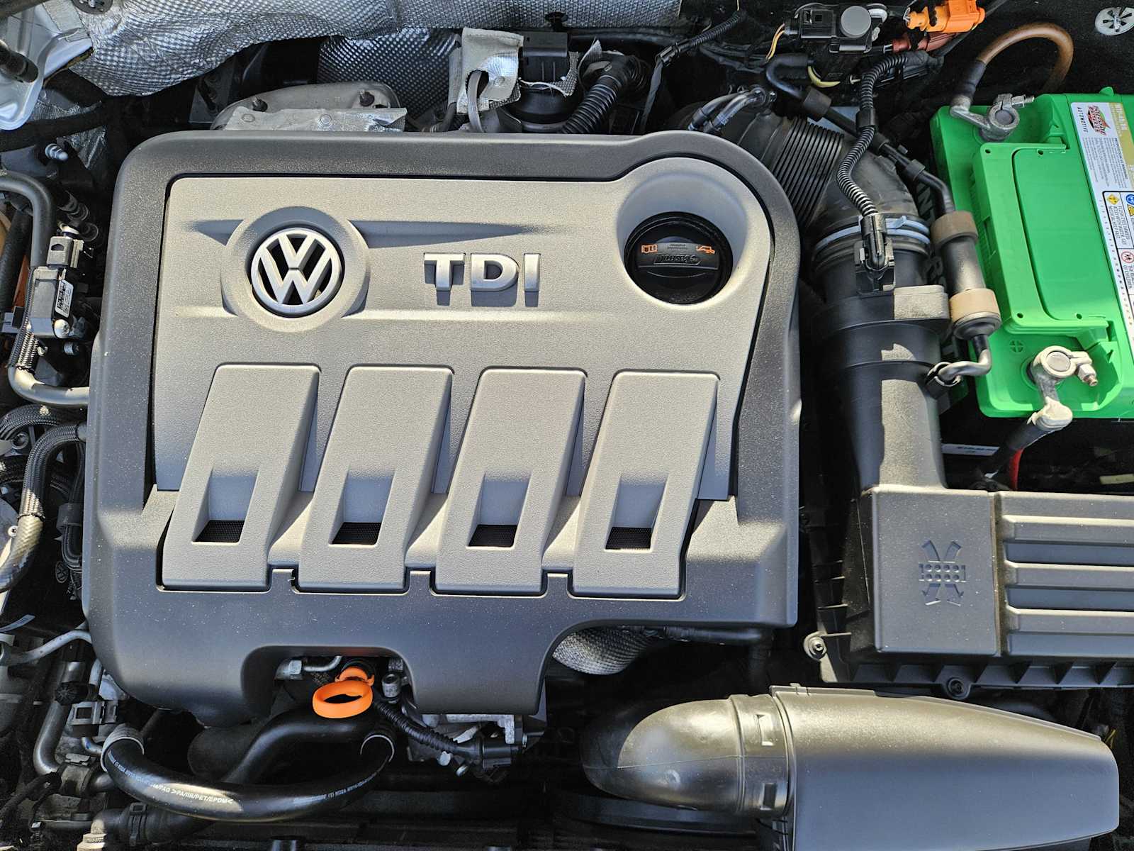 Thumbnail: 2013 Volkswagen Passat - 30