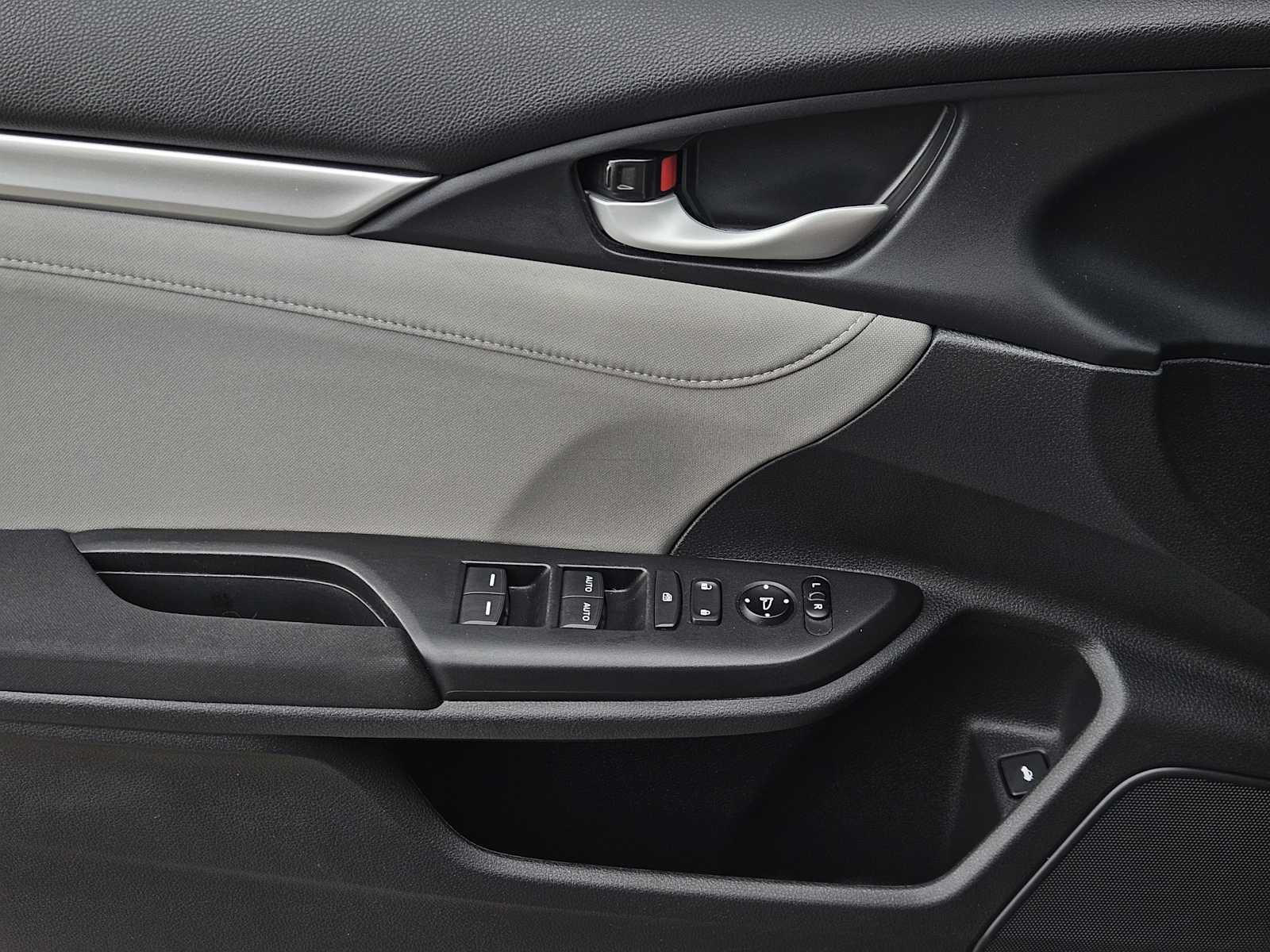 Thumbnail: 2019 Honda Civic - 21