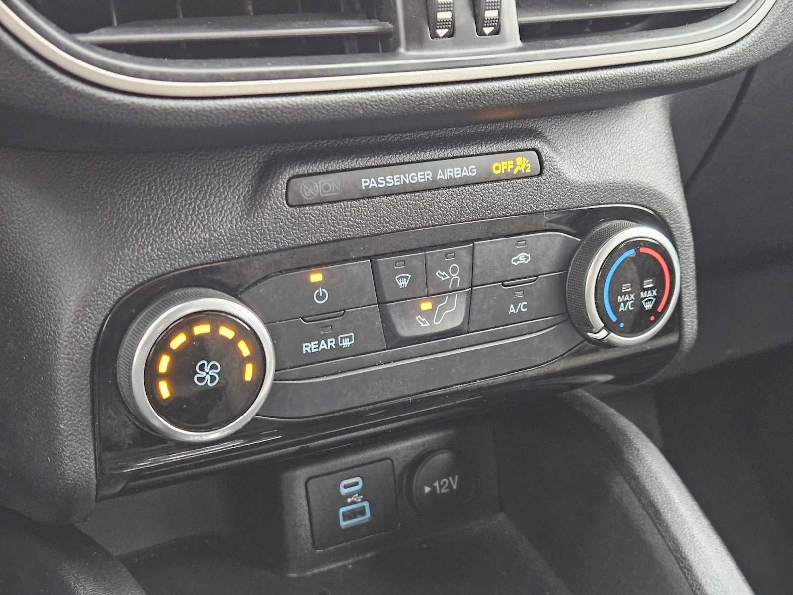 Thumbnail: 2022 Ford Escape - 19