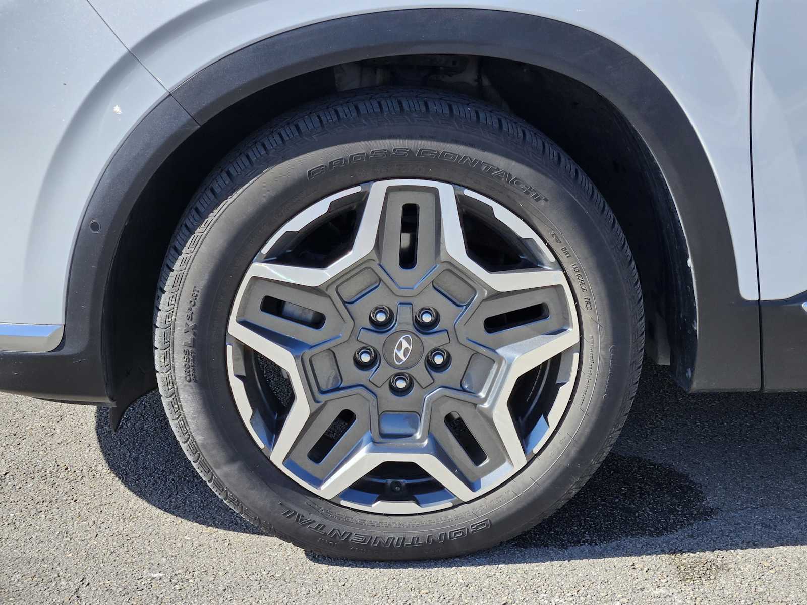 Thumbnail: 2022 Hyundai Santa Fe - 9