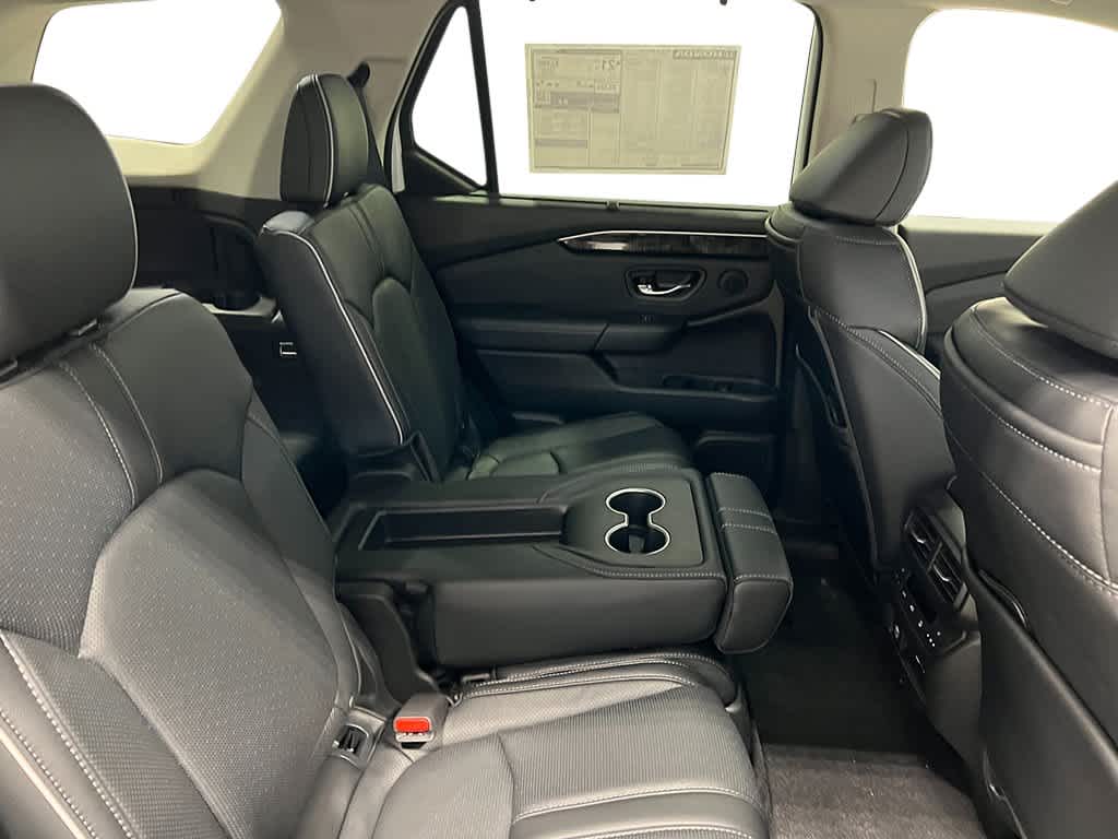 Thumbnail: 2025 Honda Pilot - 36