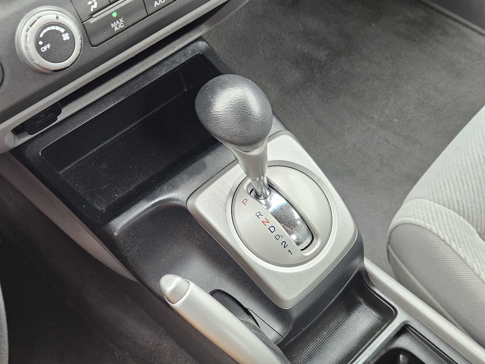 Thumbnail: 2010 Honda Civic - 18