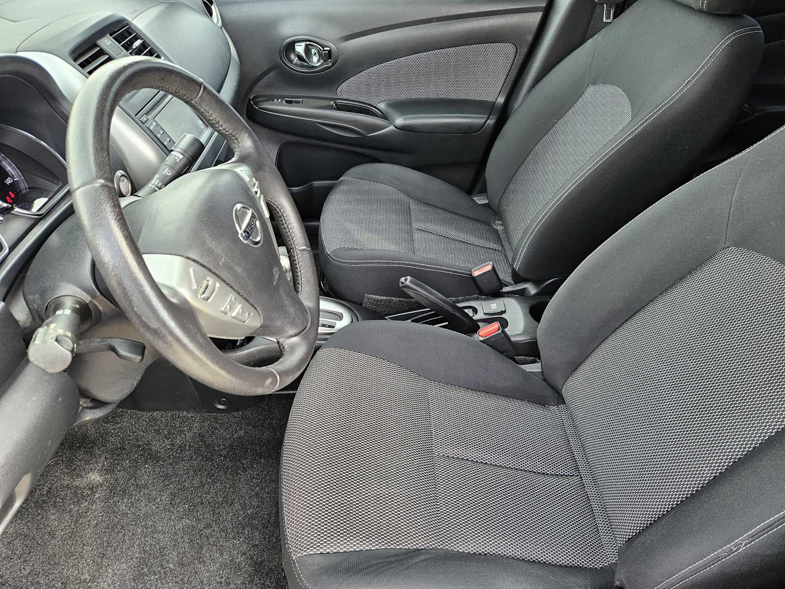 Thumbnail: 2016 Nissan Versa - 12