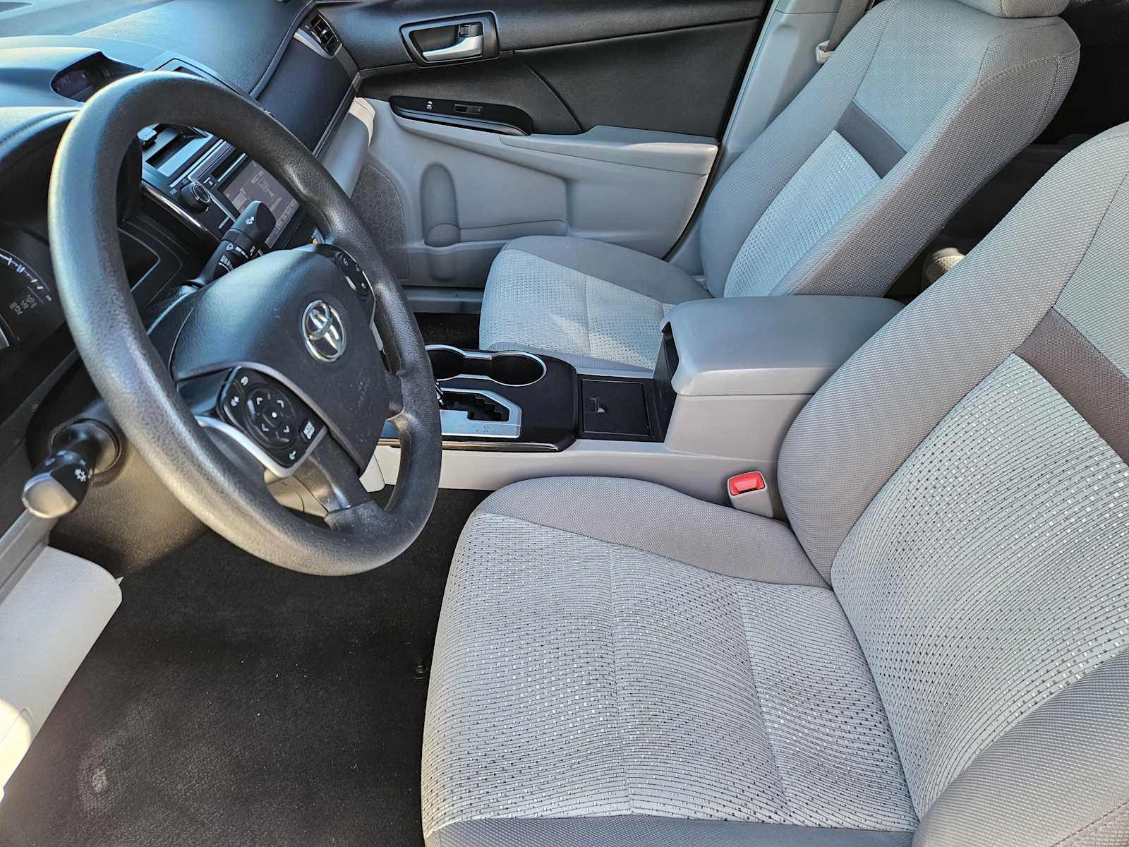 Thumbnail: 2014 Toyota Camry - 13