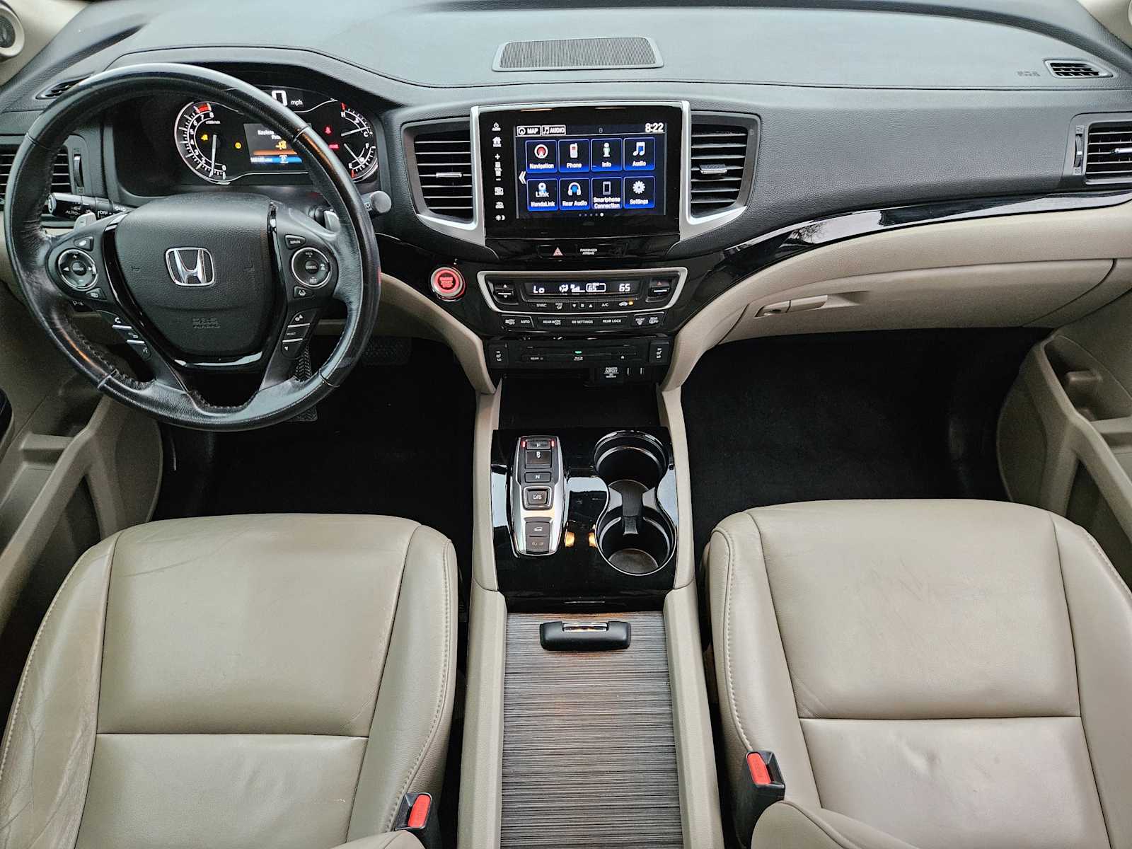 Thumbnail: 2017 Honda Pilot - 26