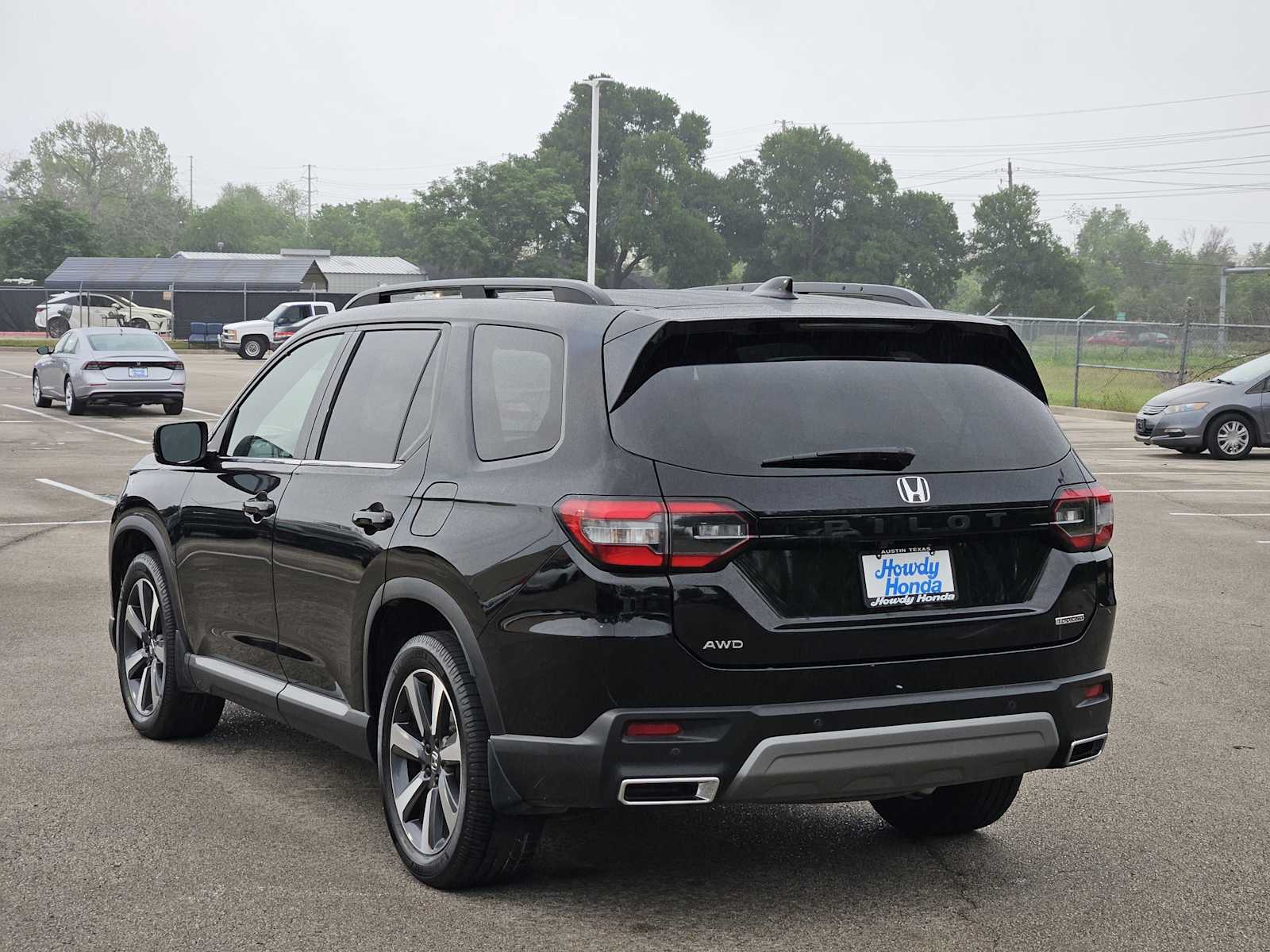 Thumbnail: 2023 Honda Pilot - 6