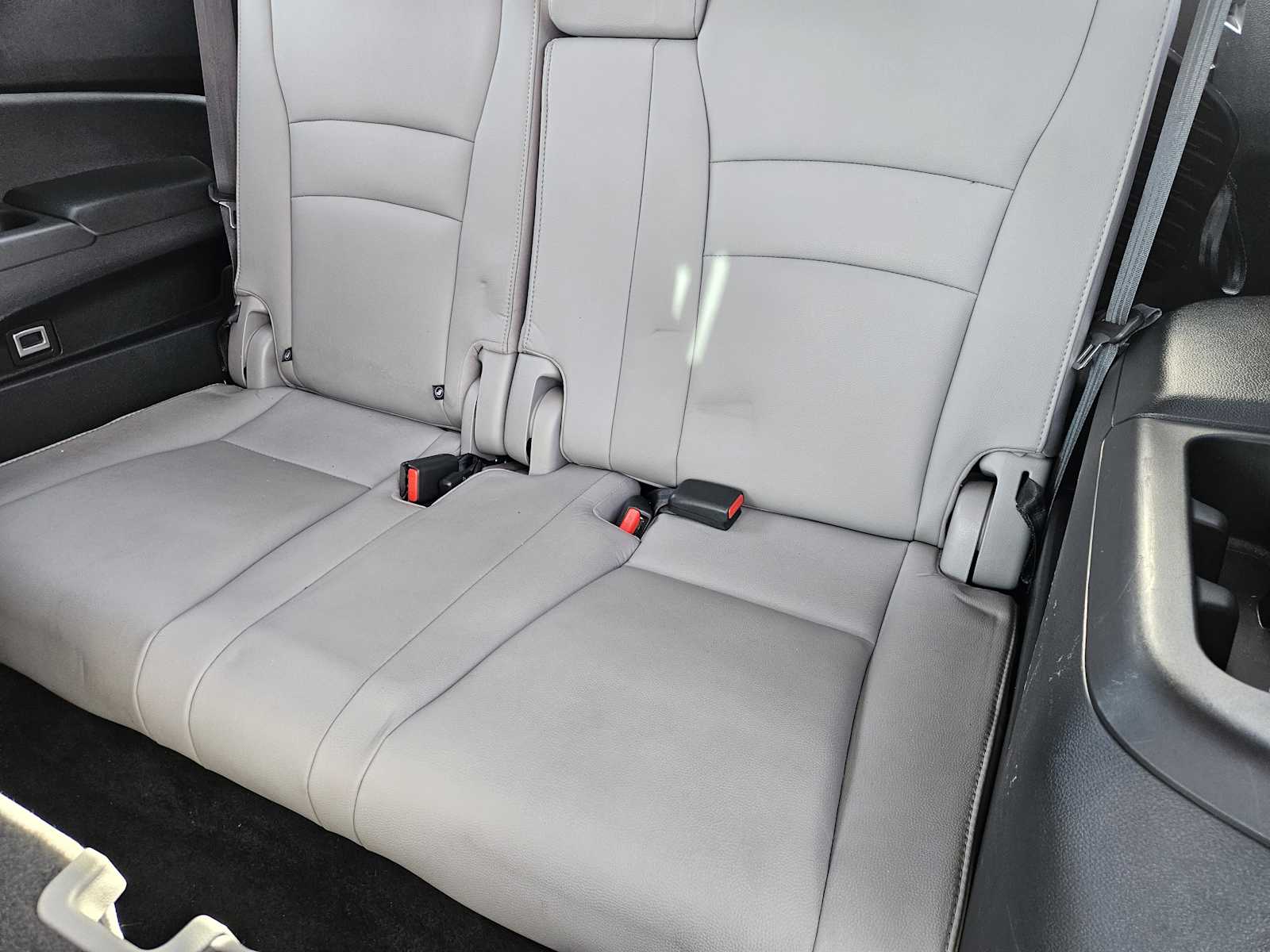 Thumbnail: 2016 Honda Pilot - 28