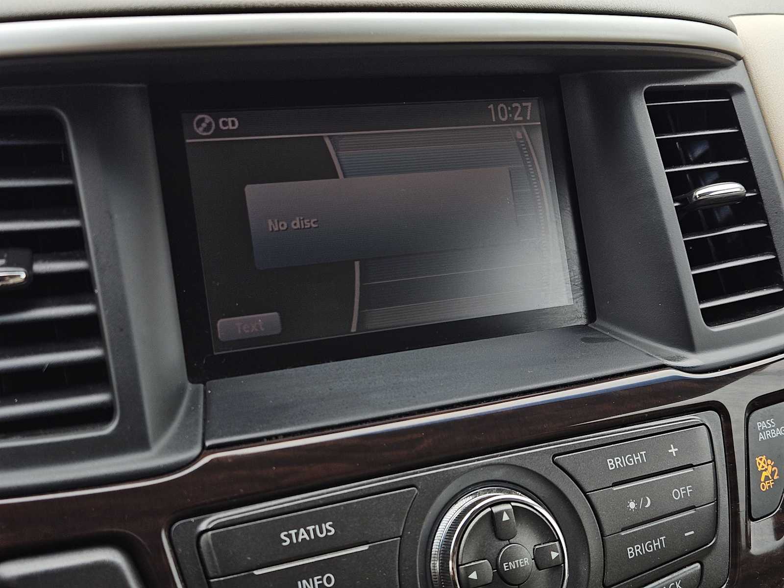 Thumbnail: 2014 Nissan Pathfinder - 17