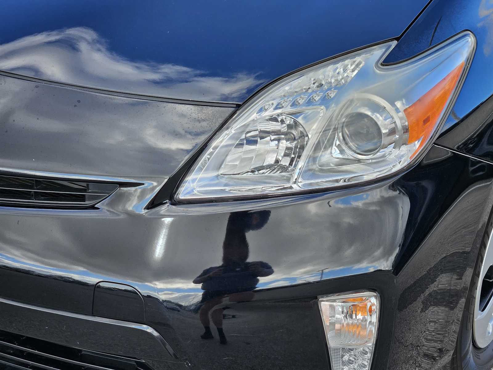 Thumbnail: 2013 Toyota Prius - 7