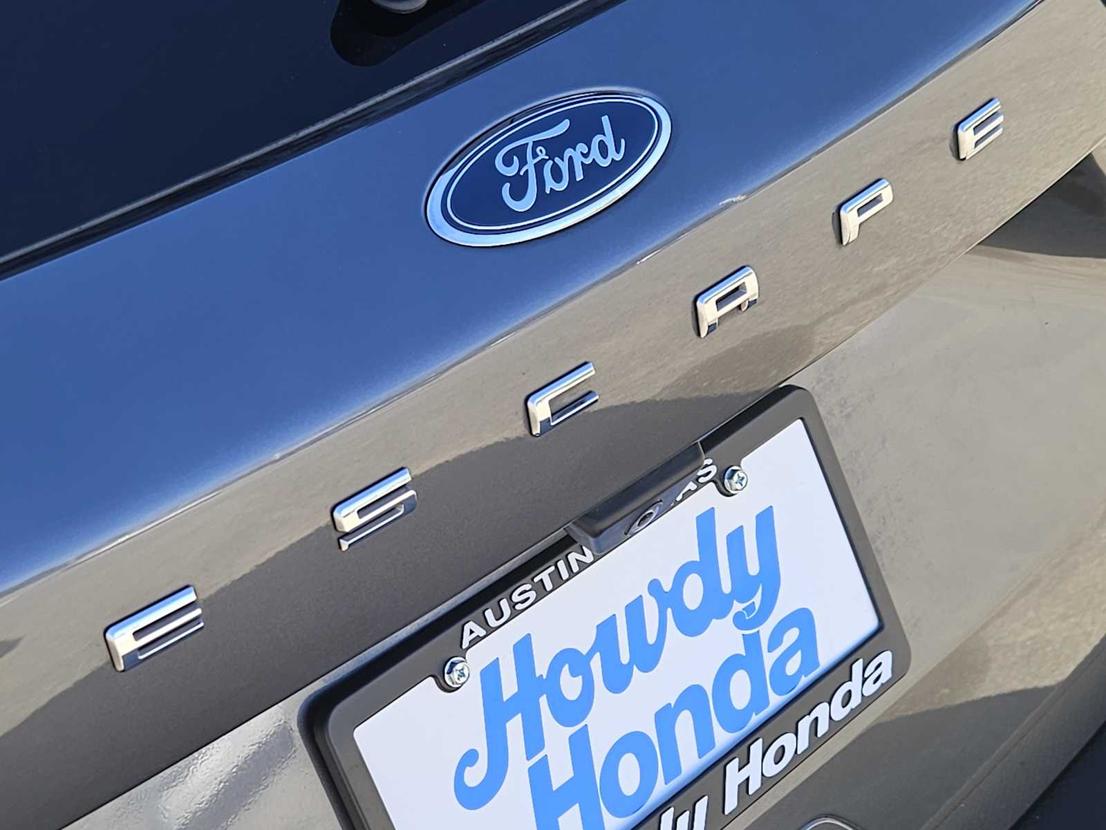 Thumbnail: 2021 Ford Escape - 12