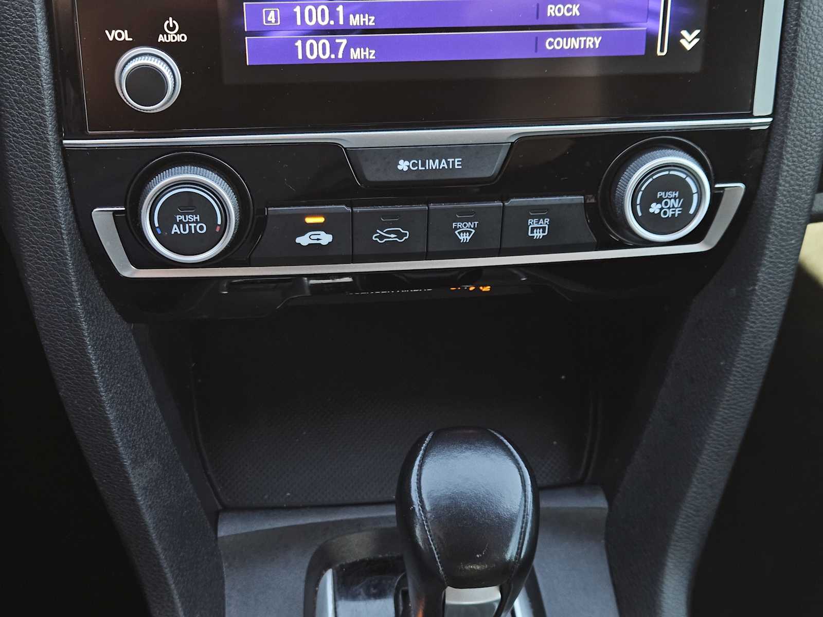 Thumbnail: 2019 Honda Civic - 19