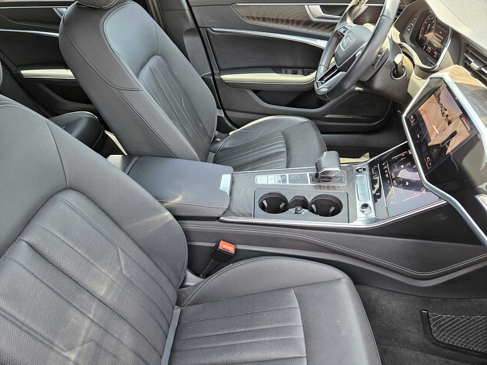 Thumbnail: 2021 Audi A6 - 14