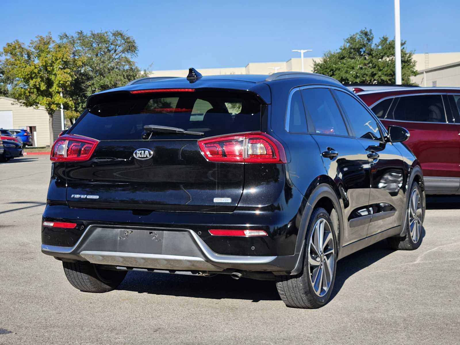 Thumbnail: 2018 Kia Niro - 6