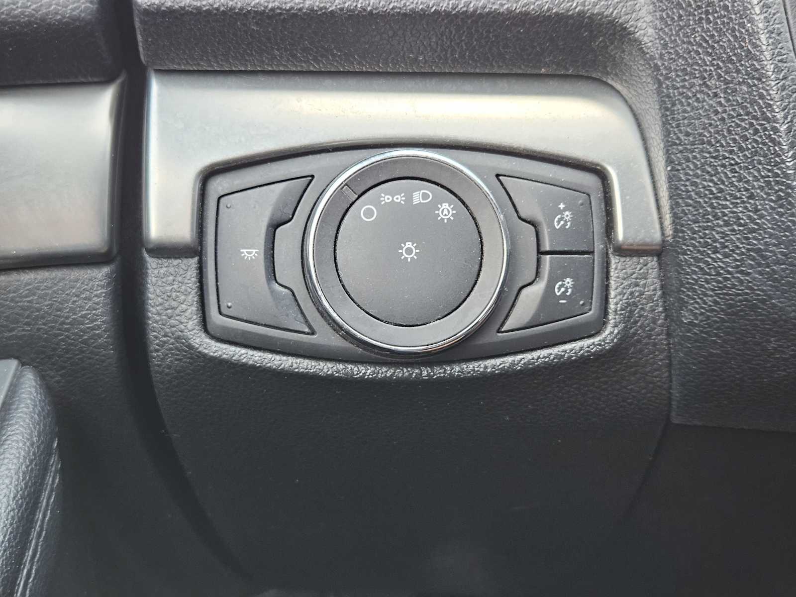 Thumbnail: 2019 Ford Explorer - 22