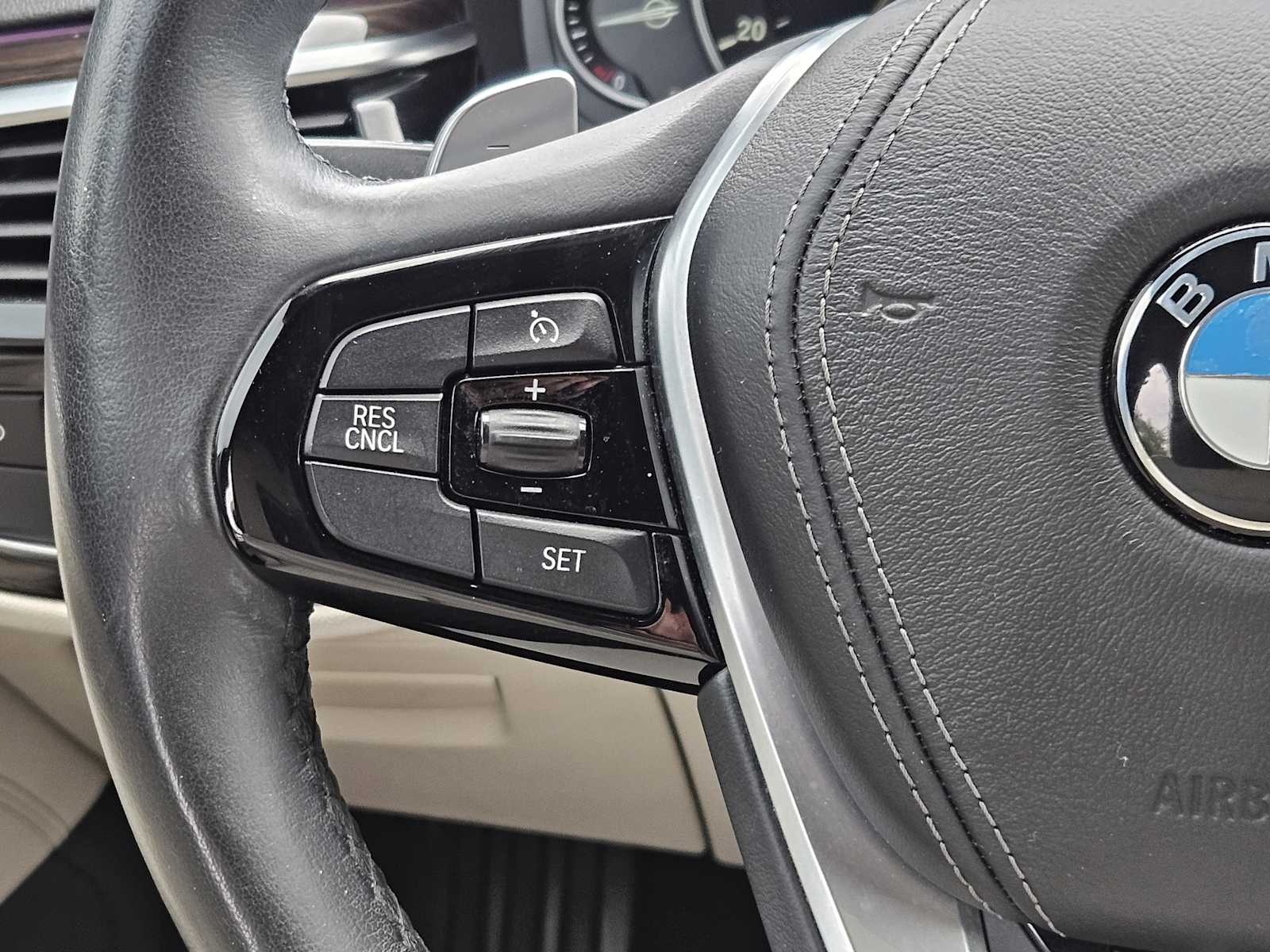 2018 BMW 5 Series 540i 27