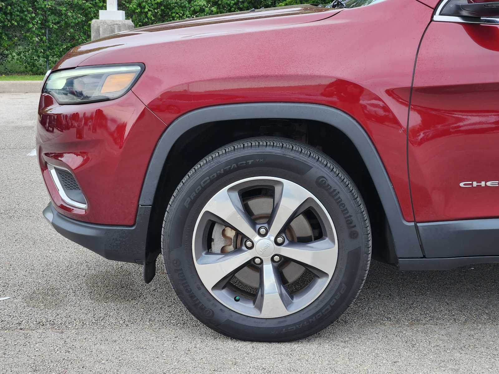 Thumbnail: 2020 Jeep Cherokee - 8