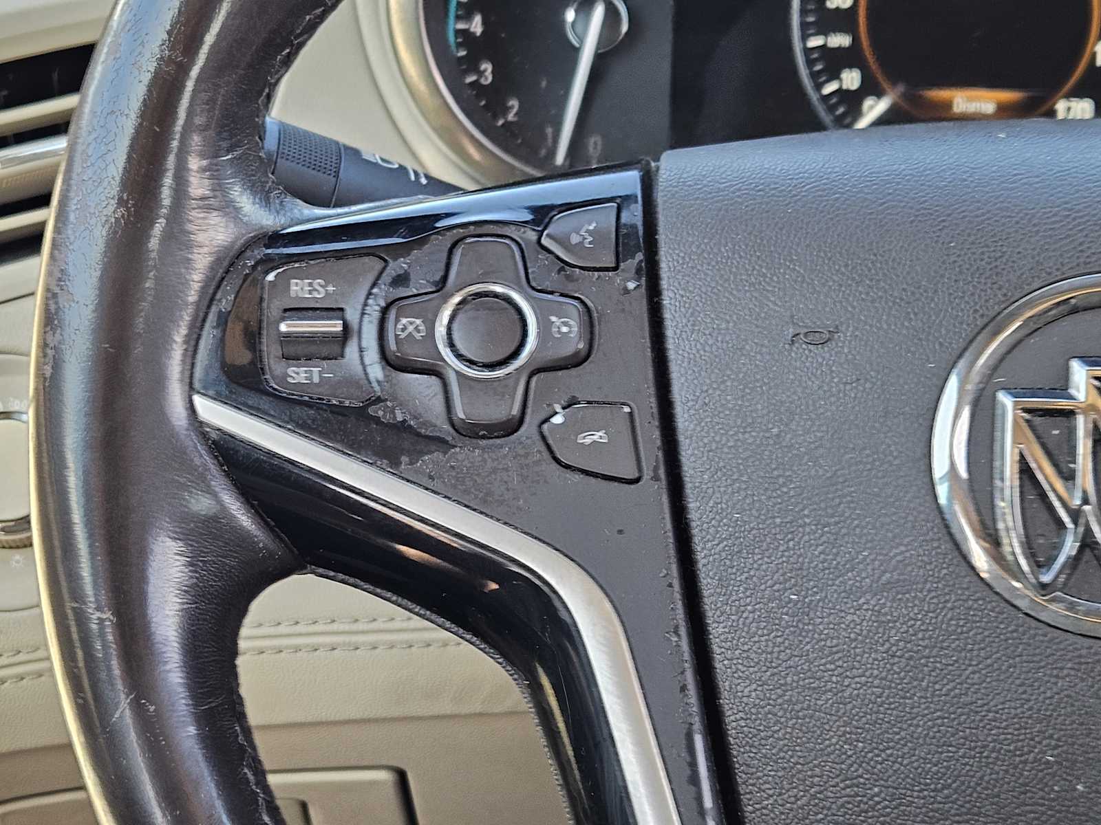 Thumbnail: 2016 Buick LaCrosse - 27