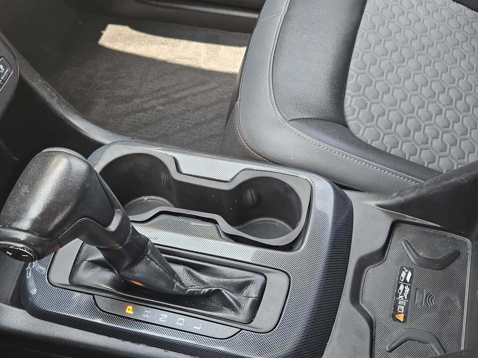 Thumbnail: 2019 Chevrolet Colorado - 20