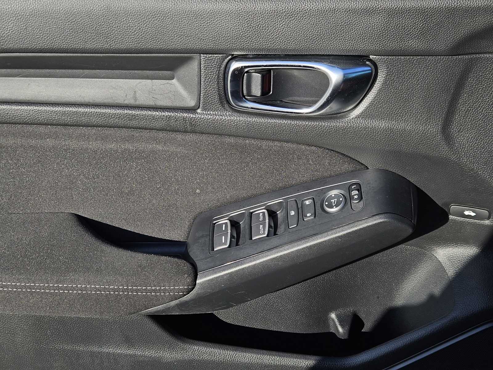 Thumbnail: 2024 Honda Civic - 21