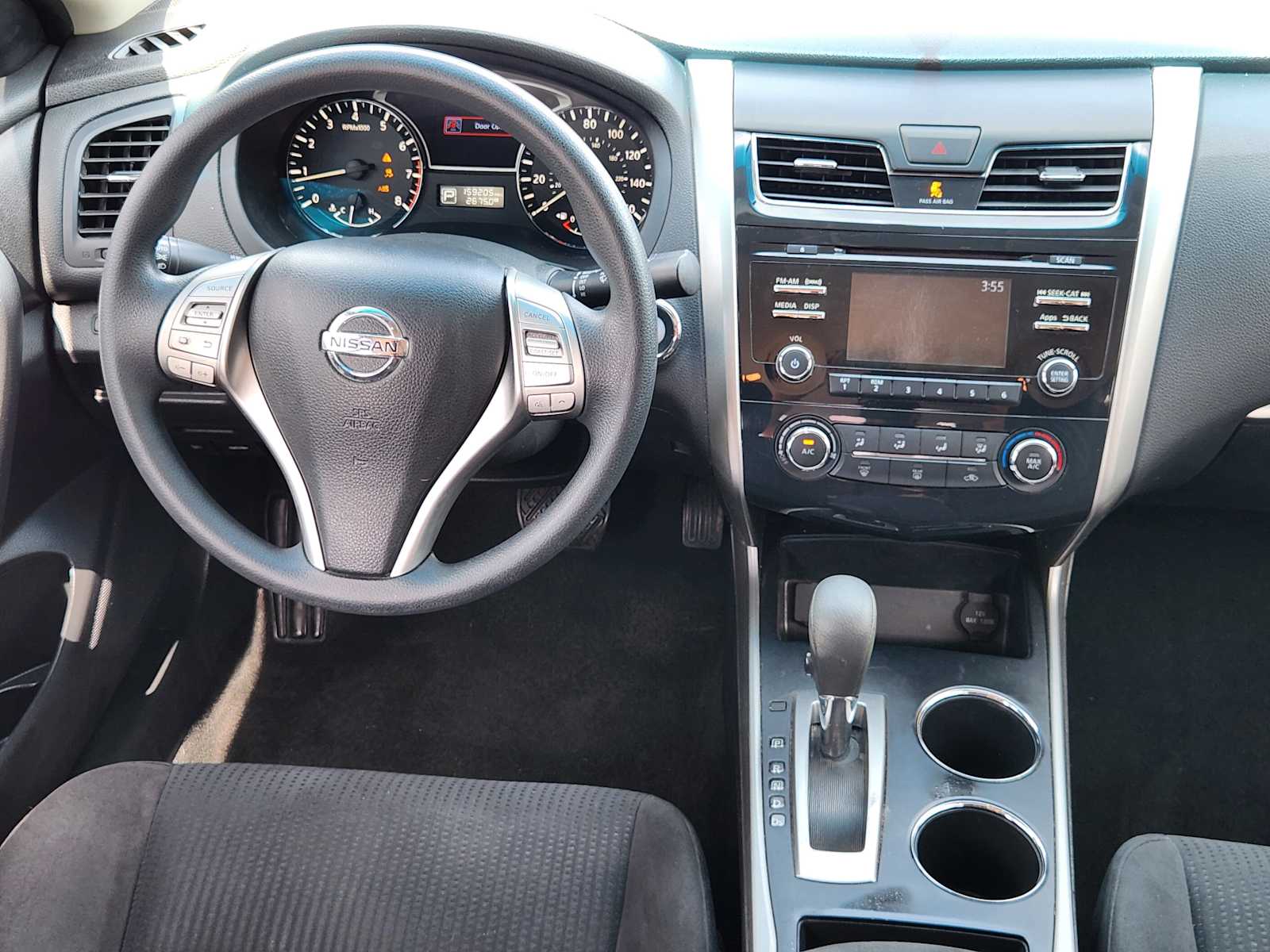 Thumbnail: 2015 Nissan Altima - 26