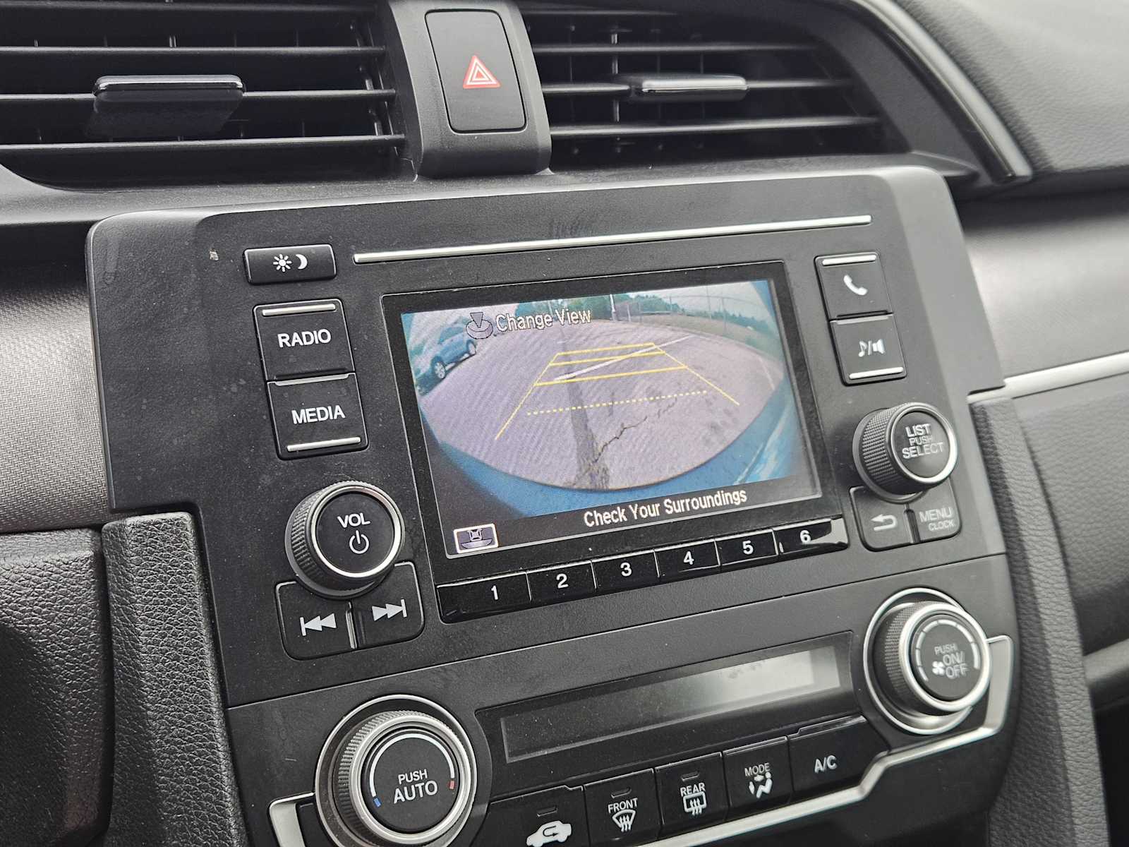 Thumbnail: 2017 Honda Civic - 17