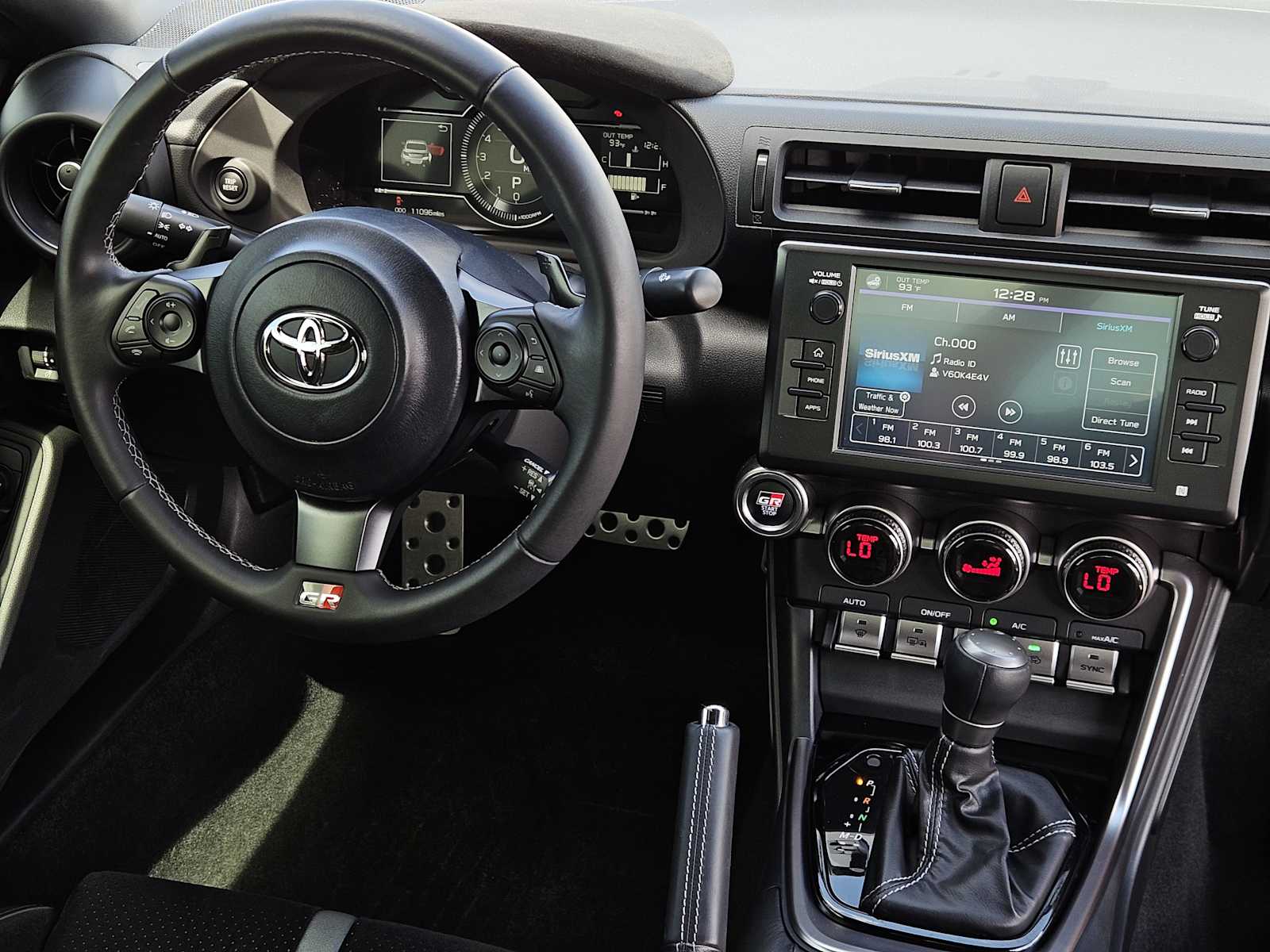 Thumbnail: 2023 Toyota GR86 - 26