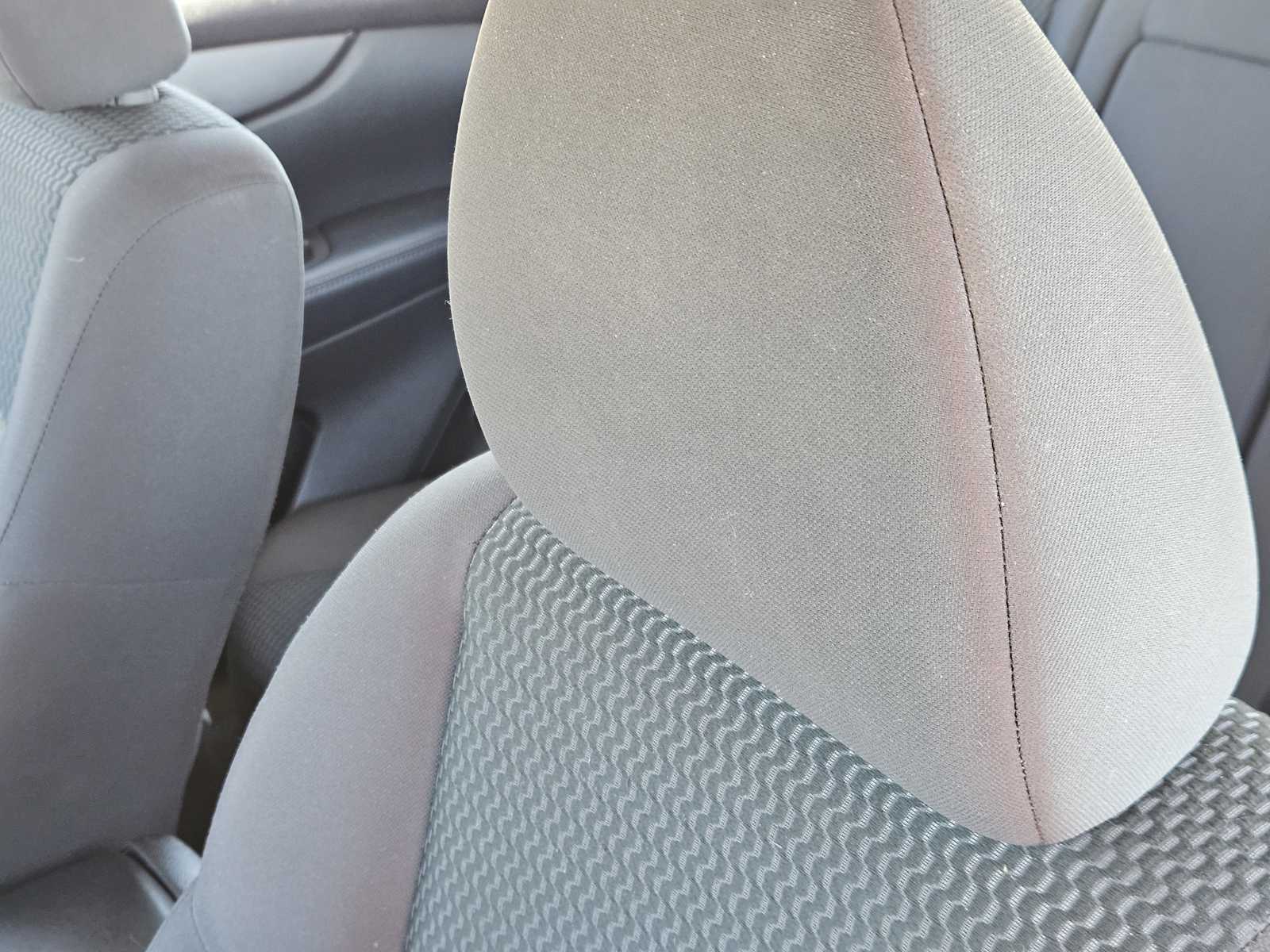 Thumbnail: 2020 Nissan Rogue Sport - 14