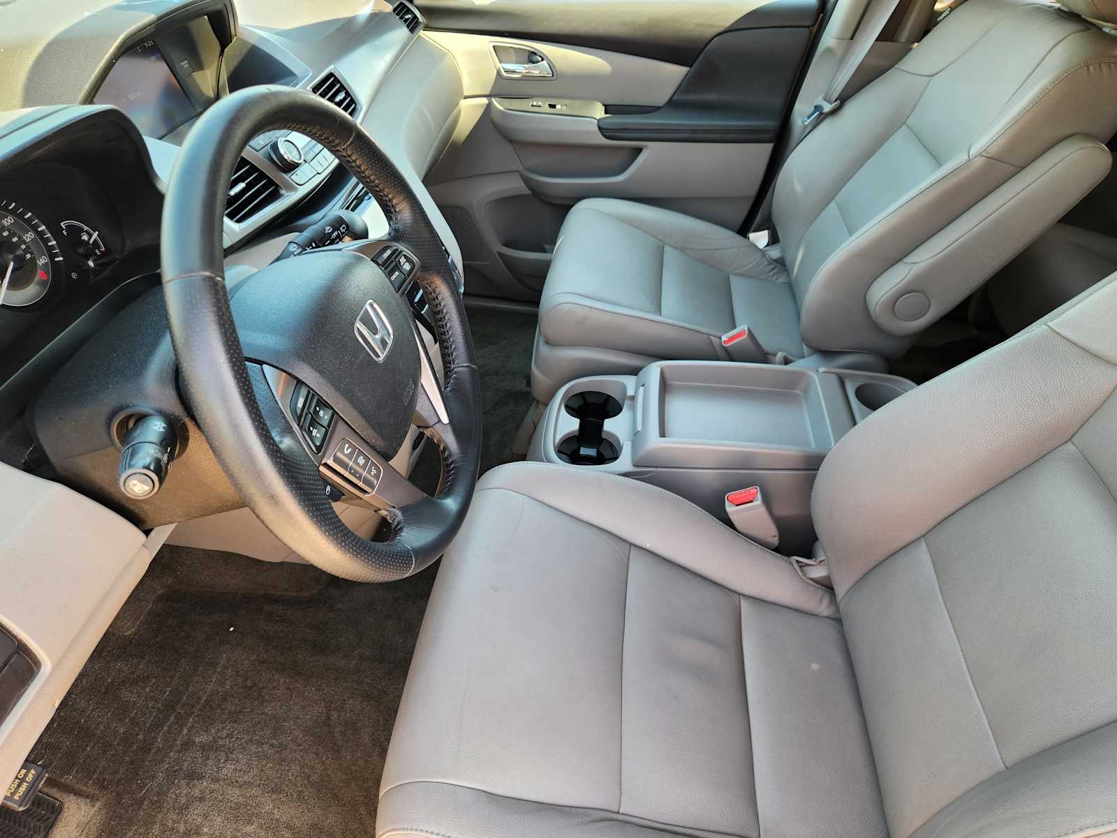 Thumbnail: 2016 Honda Odyssey - 12