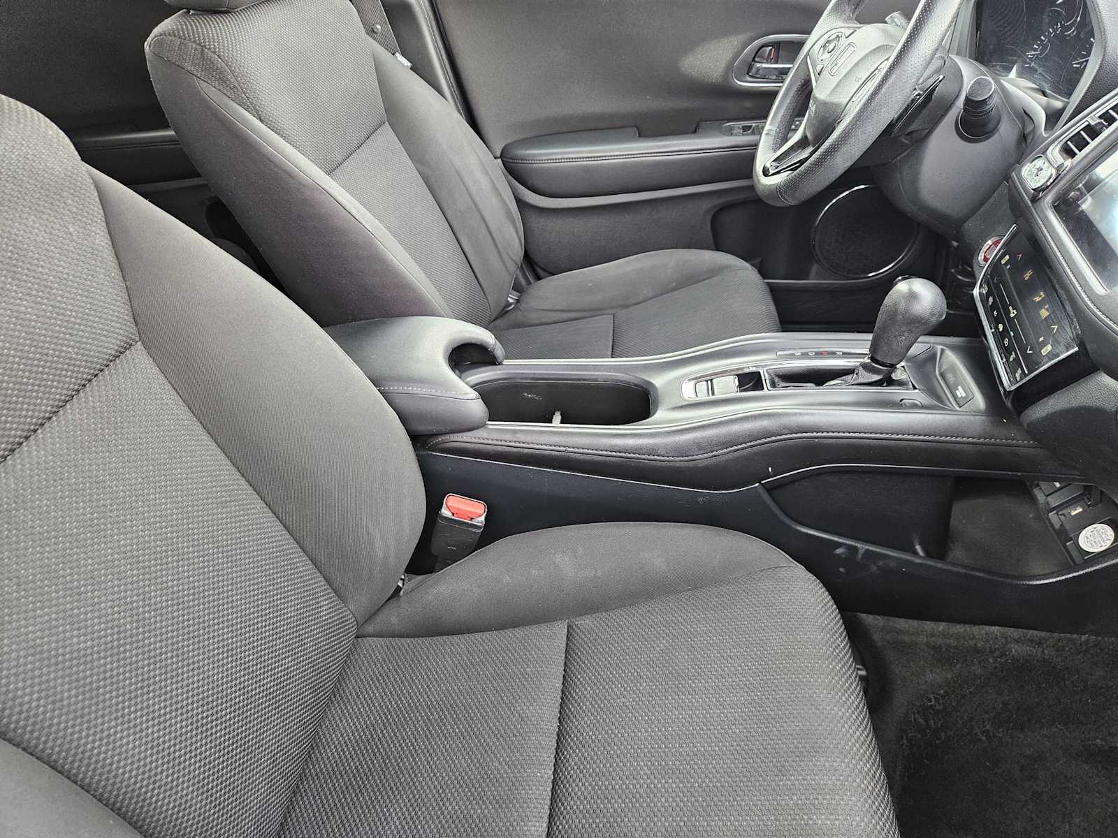 Thumbnail: 2017 Honda HR-V - 13