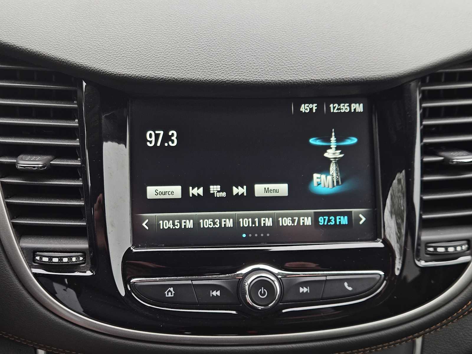 Thumbnail: 2017 Chevrolet Trax - 17