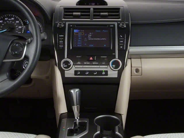 Thumbnail: 2012 Toyota Camry - 11