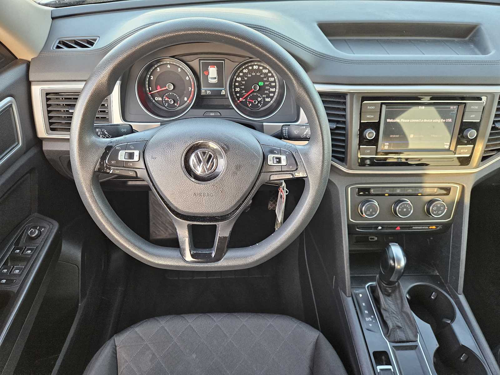 Thumbnail: 2018 Volkswagen Atlas - 24