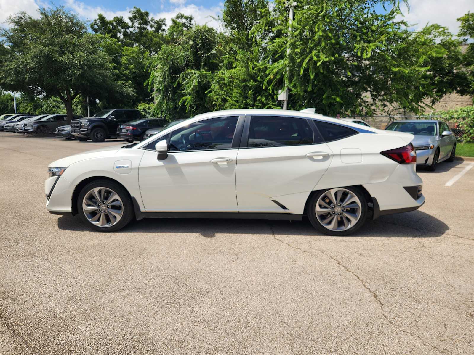 Thumbnail: 2018 Honda Clarity - 4