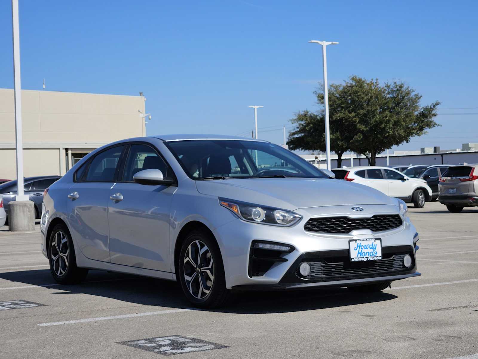 Thumbnail: 2020 Kia Forte - 3