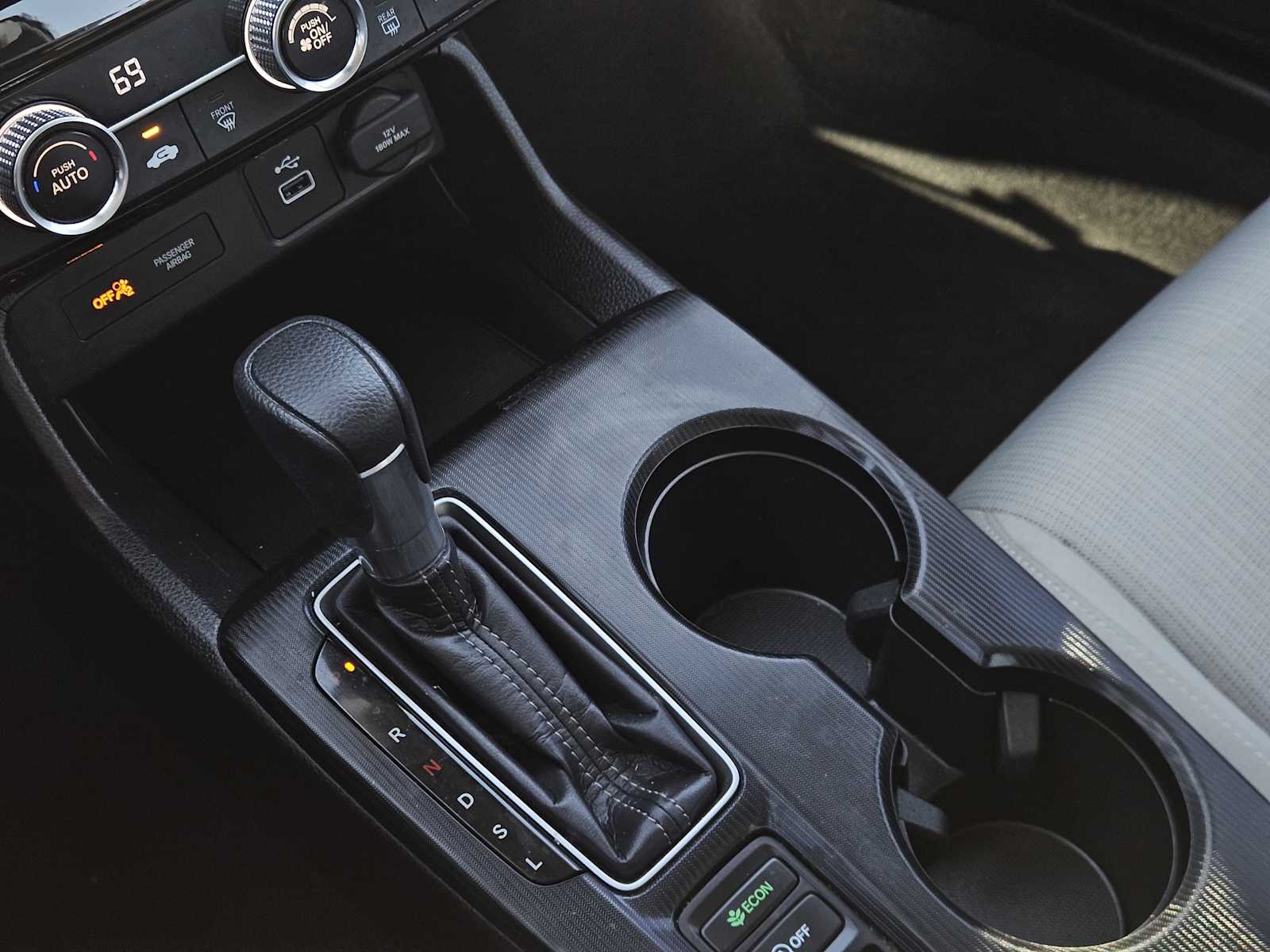 Thumbnail: 2024 Honda Civic - 19