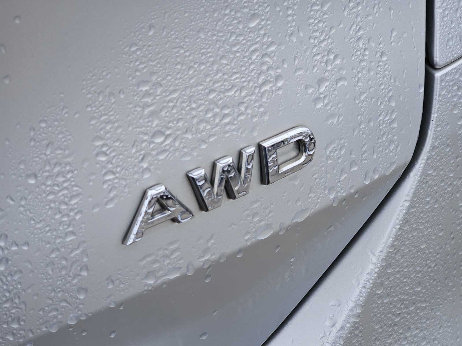 Thumbnail: 2015 Nissan Rogue - 12