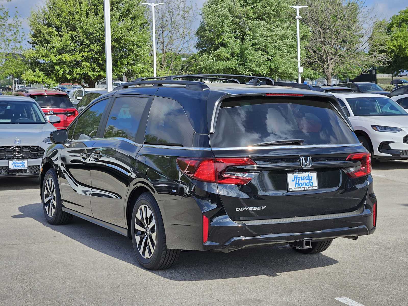 Thumbnail: 2026 Honda Odyssey - 4