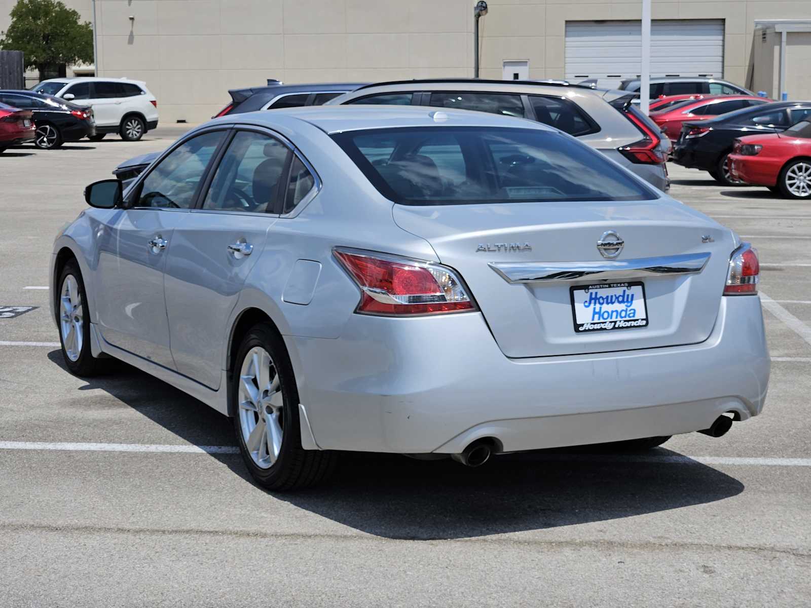 Thumbnail: 2015 Nissan Altima - 6