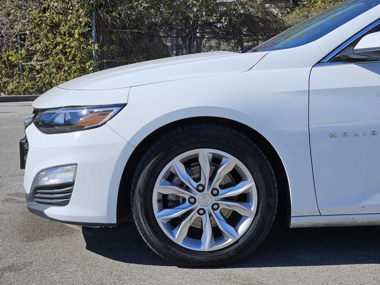 Thumbnail: 2023 Chevrolet Malibu - 8