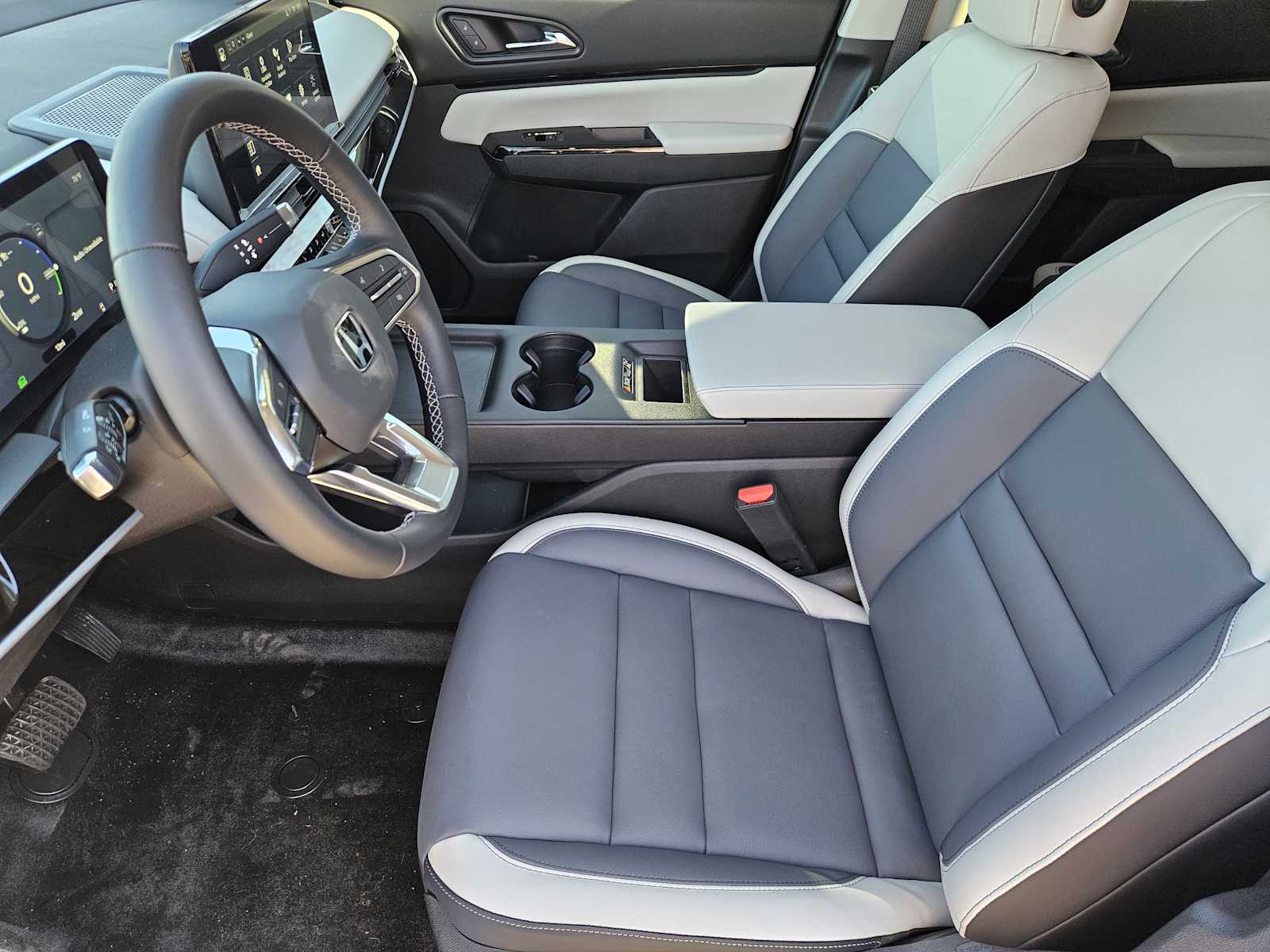 Thumbnail: 2026 Honda Prologue - 11