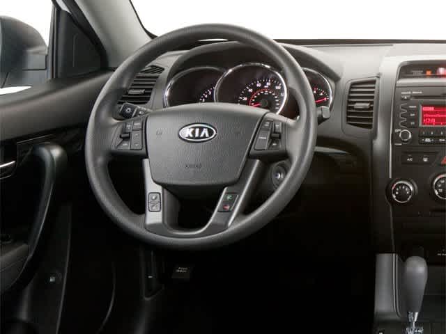 Thumbnail: 2011 Kia Sorento - 8
