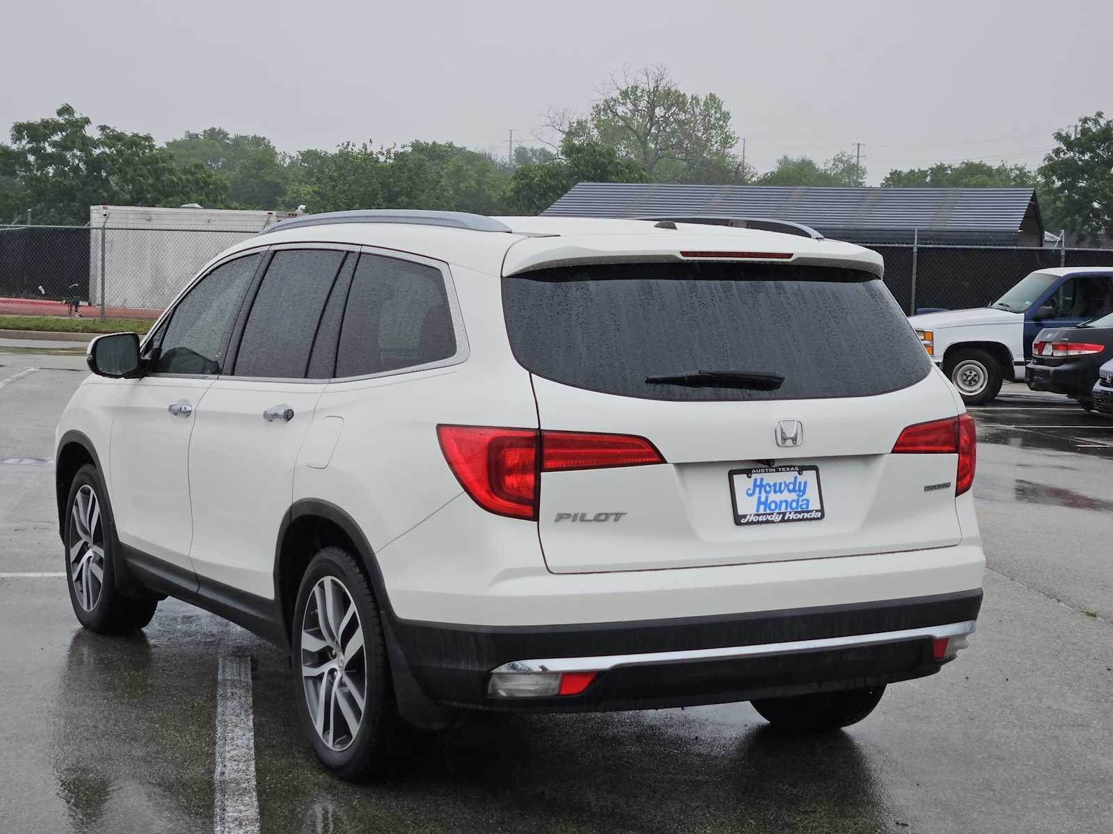 Thumbnail: 2017 Honda Pilot - 5