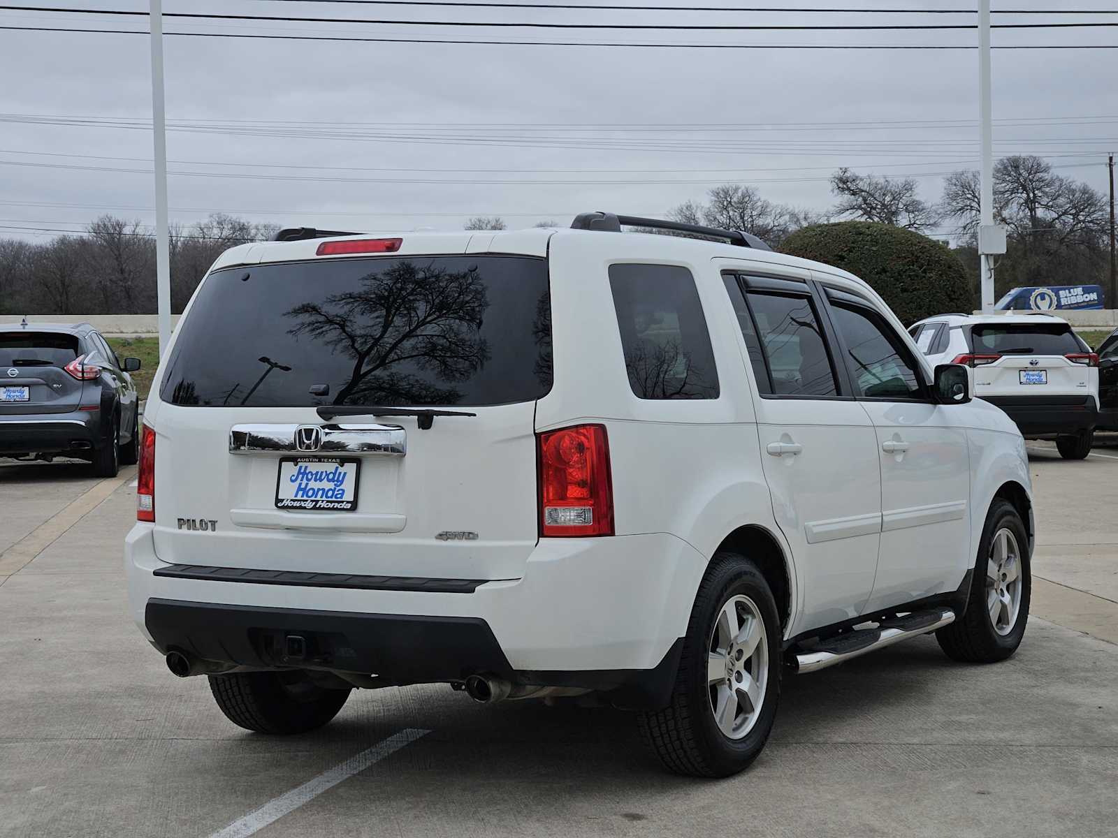 Thumbnail: 2011 Honda Pilot - 6